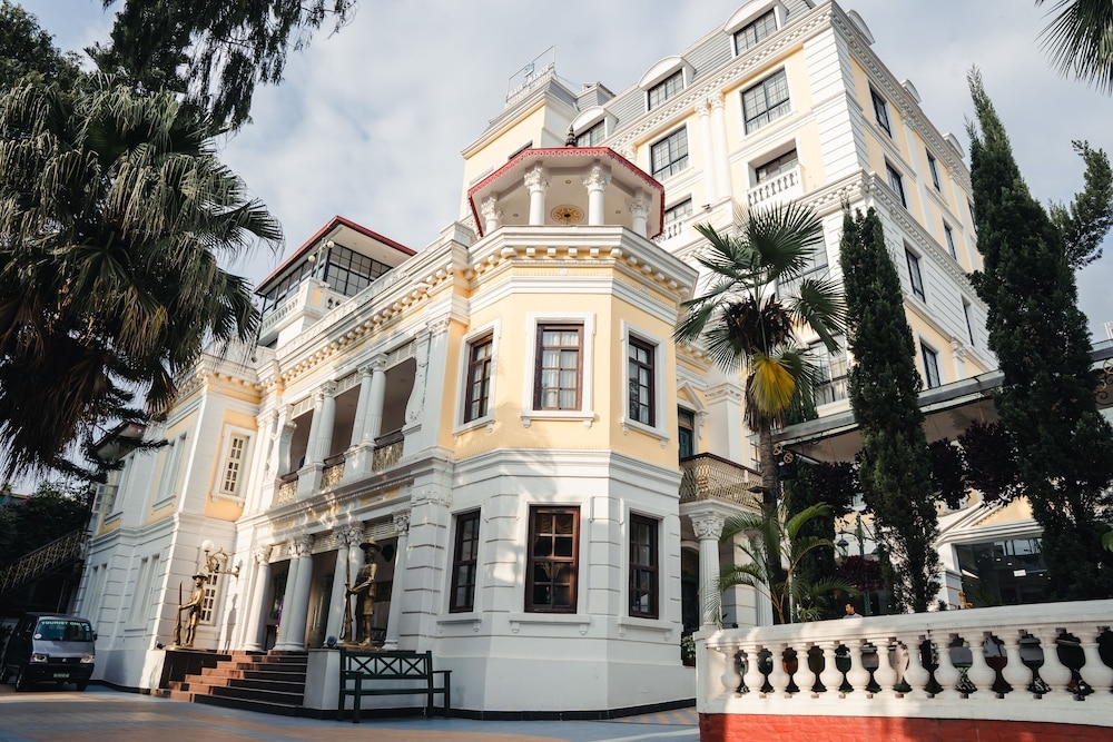 숙박 시설 정면