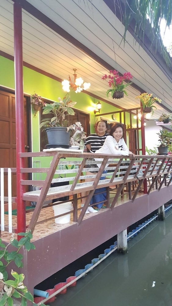 숙박 시설의 전망