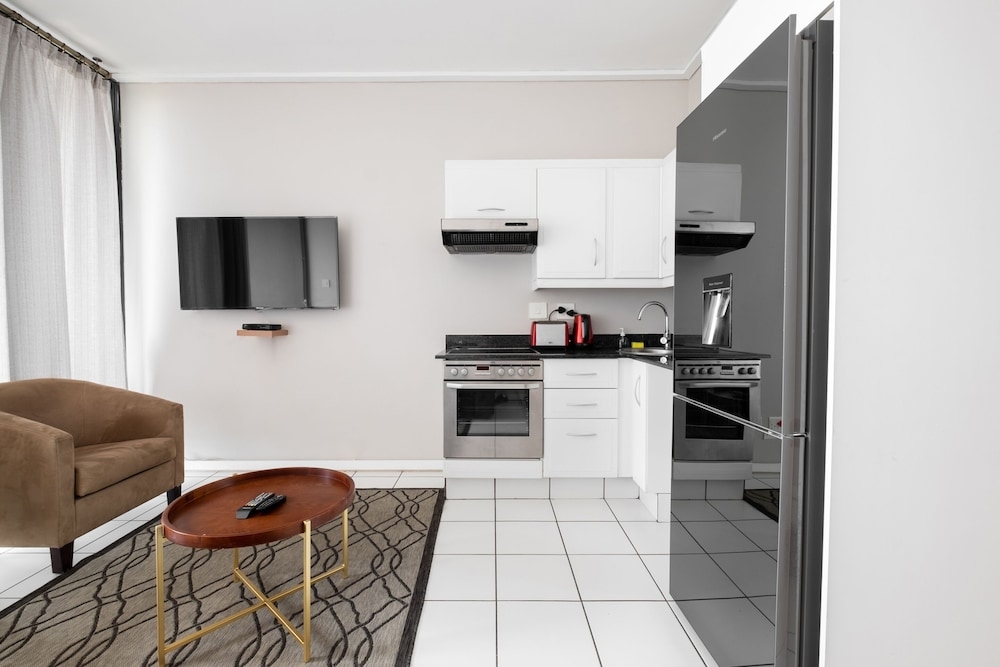 객실 내 식사 공간