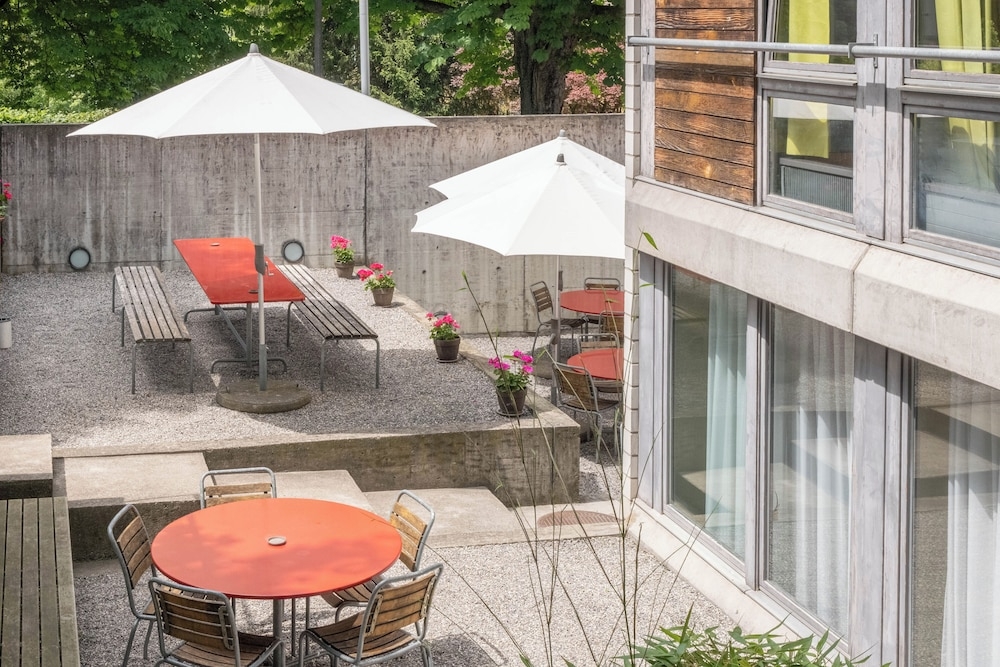 숙박 시설 정면