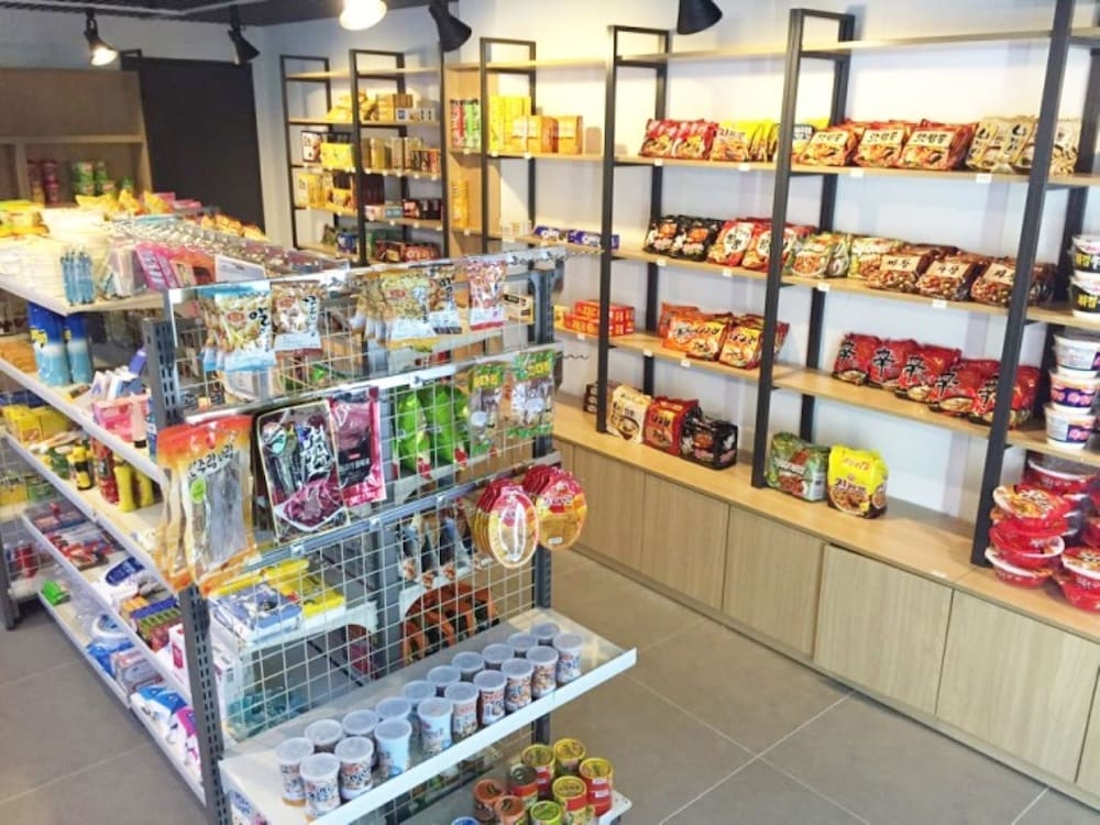 숙박 시설 내 편의 시설/서비스