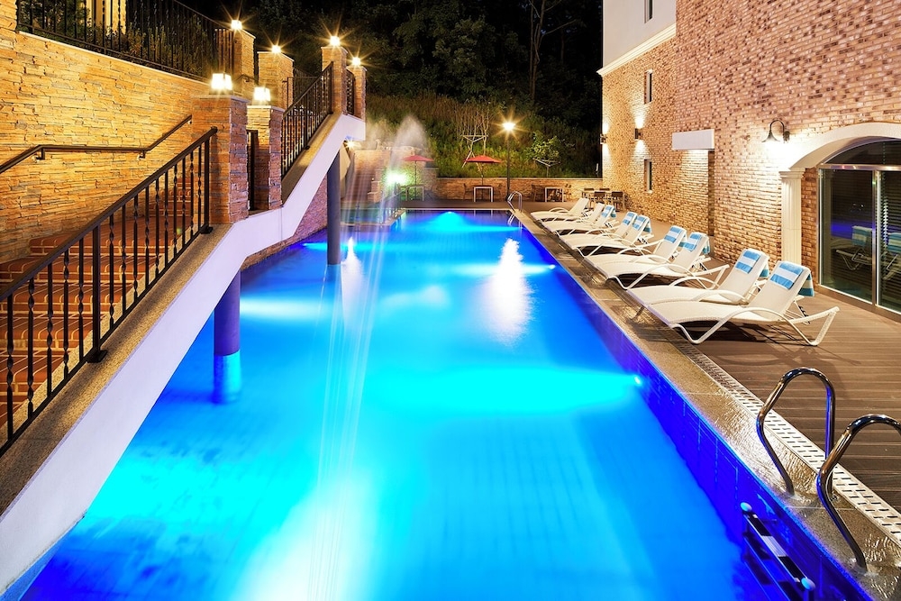 숙박 시설 내 편의 시설/서비스