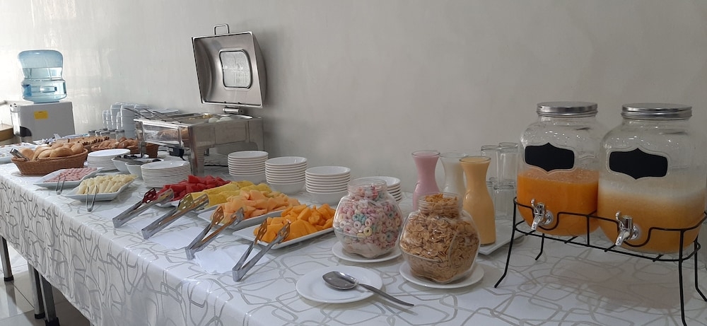 뷔페 아침 식사