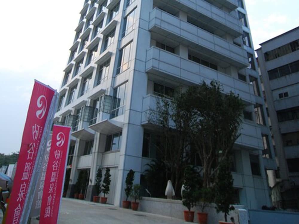 숙박 시설 입구