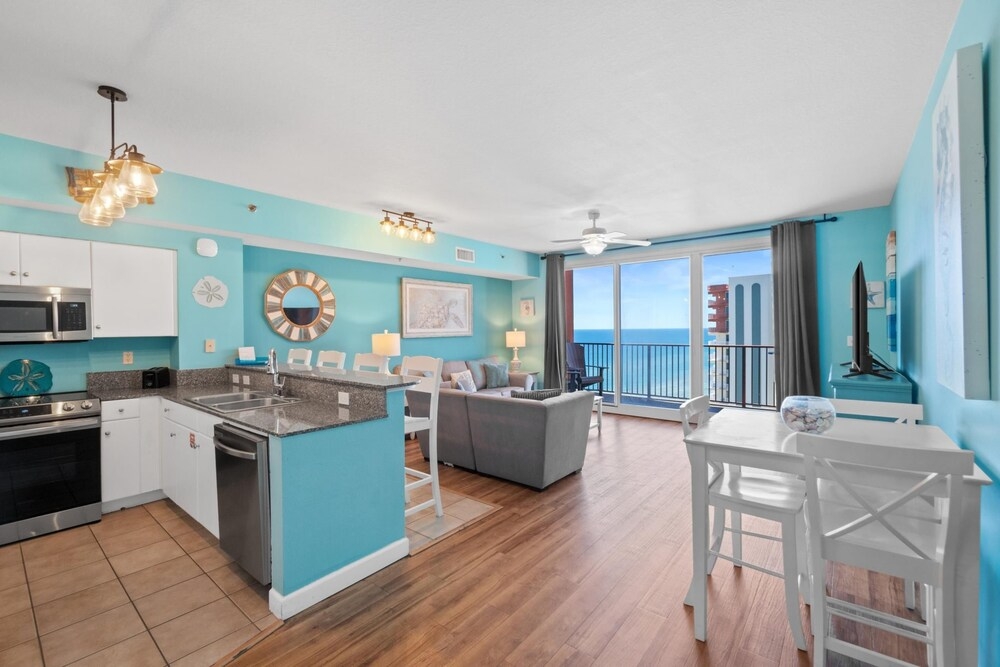 객실 내 식사 공간