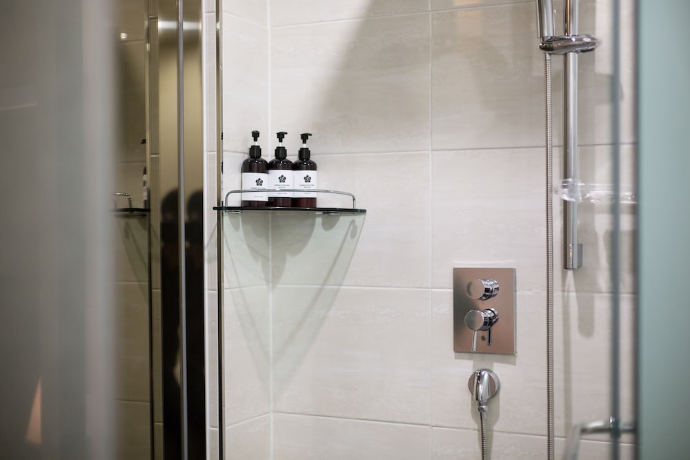 욕실 편의 시설