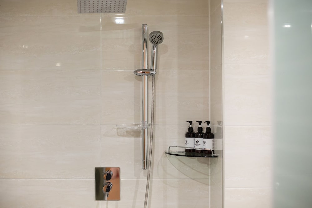 욕실 샤워
