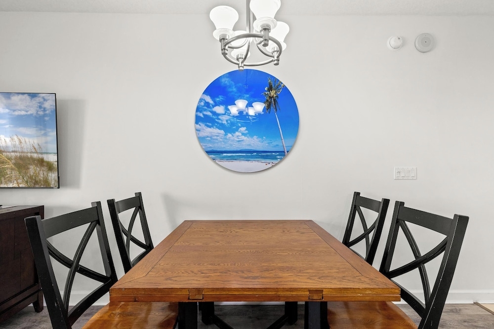 객실 내 식사 공간