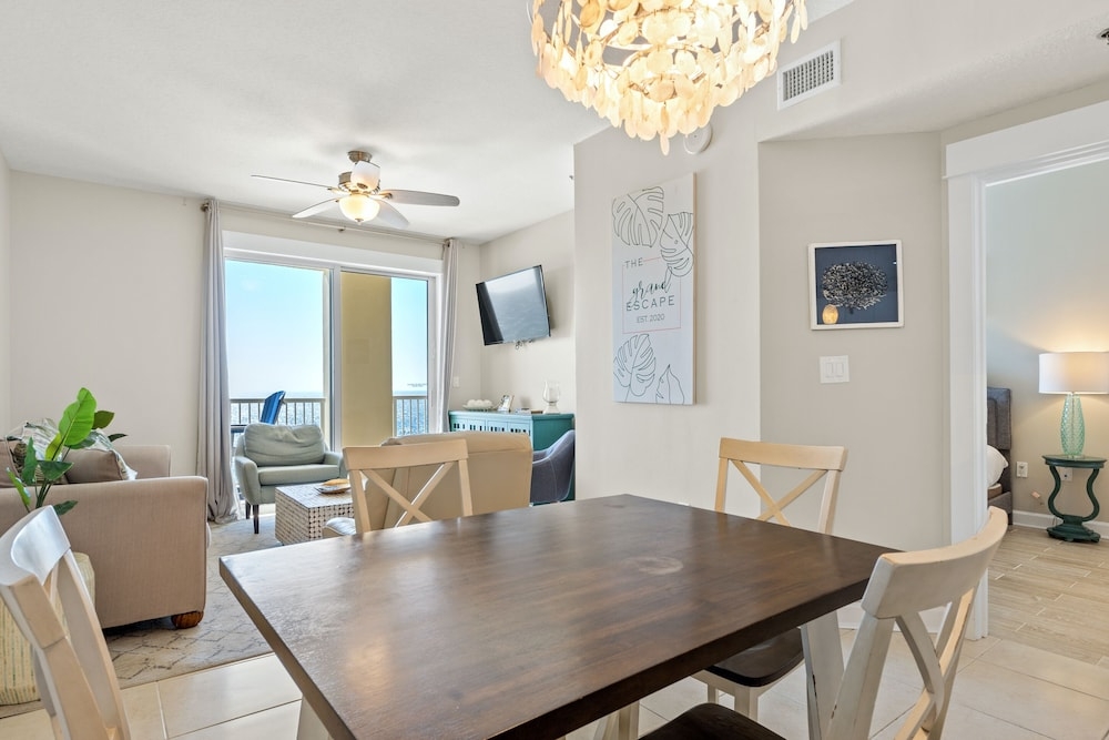 객실 내 식사 공간