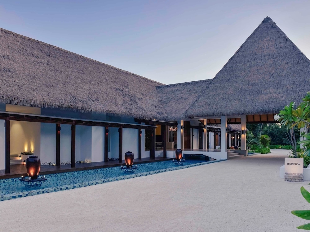 숙박 시설 정면