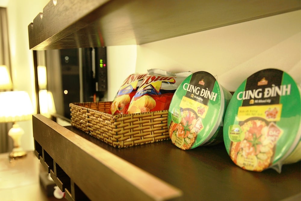 객실 내 식사 공간