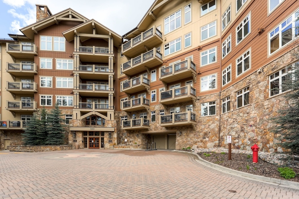 숙박 시설 정면