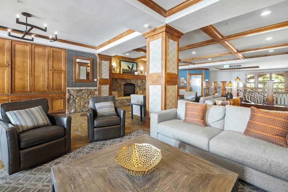 로비 좌석 공간