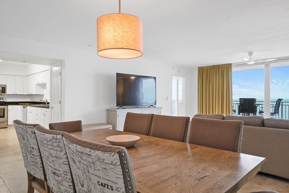 객실 내 식사 공간