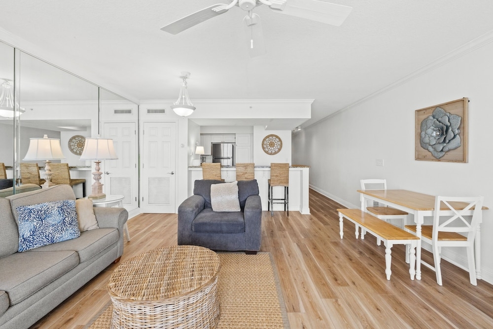 객실 내 식사 공간