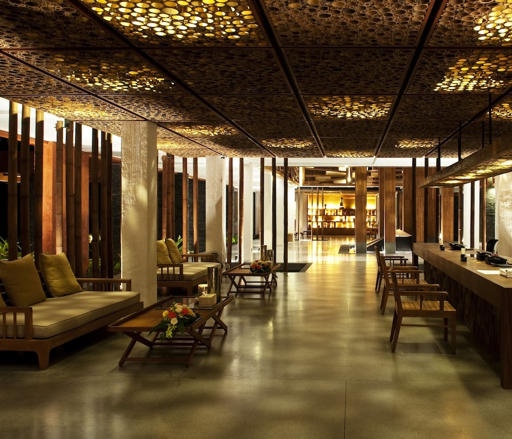 로비 좌석 공간