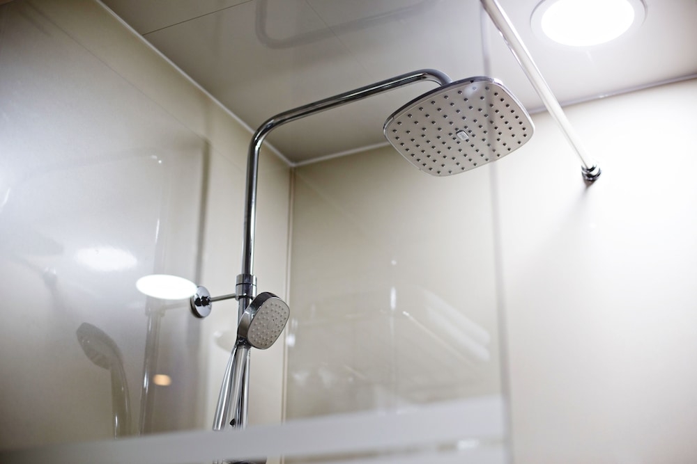 욕실 샤워