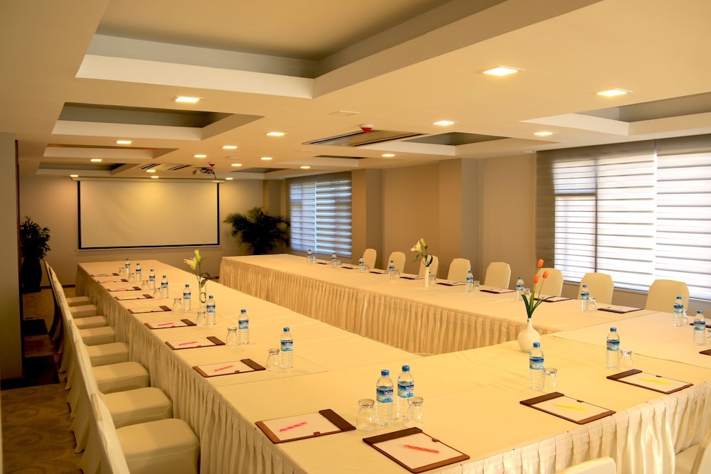 숙박 시설 내 편의 시설/서비스