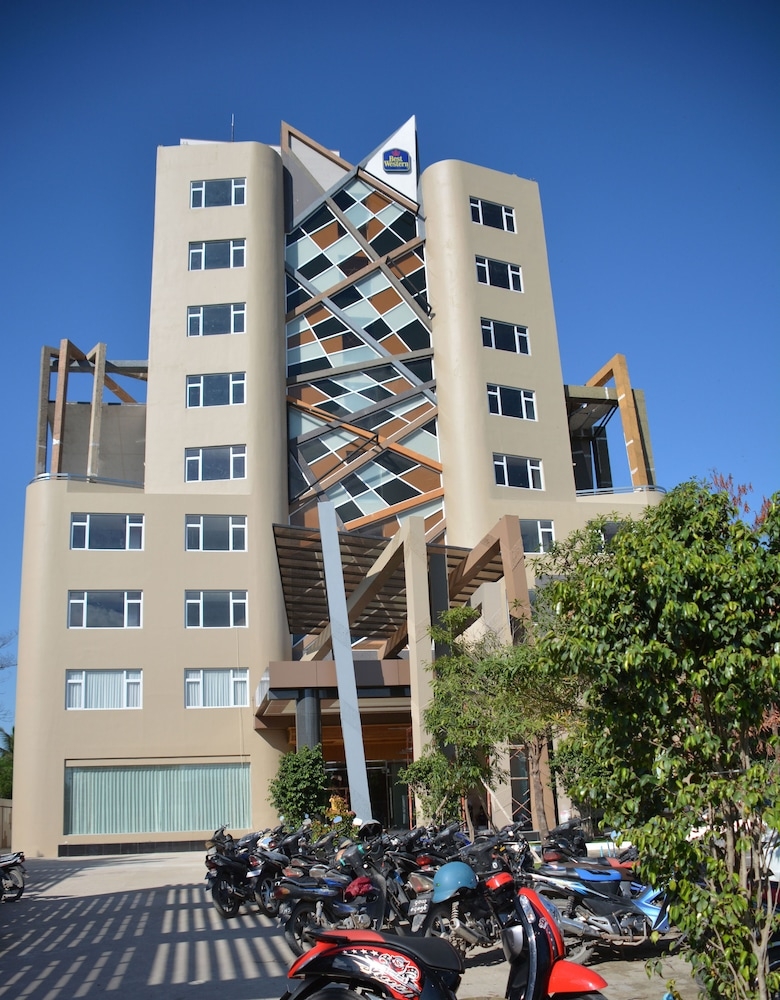 숙박 시설 정면