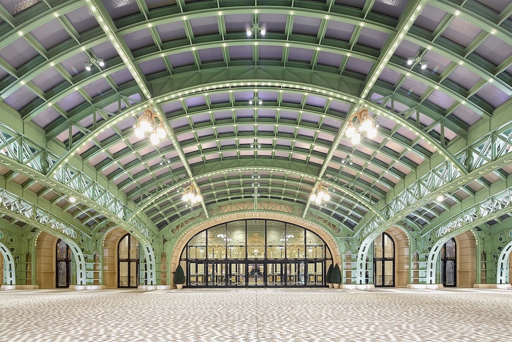 숙박 시설 입구