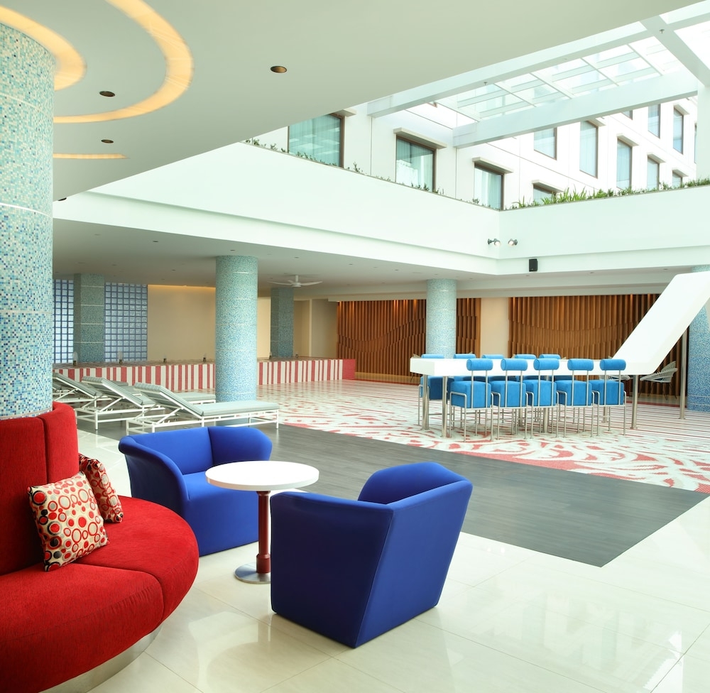 로비 좌석 공간