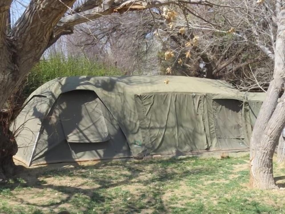 숙박 시설 구내