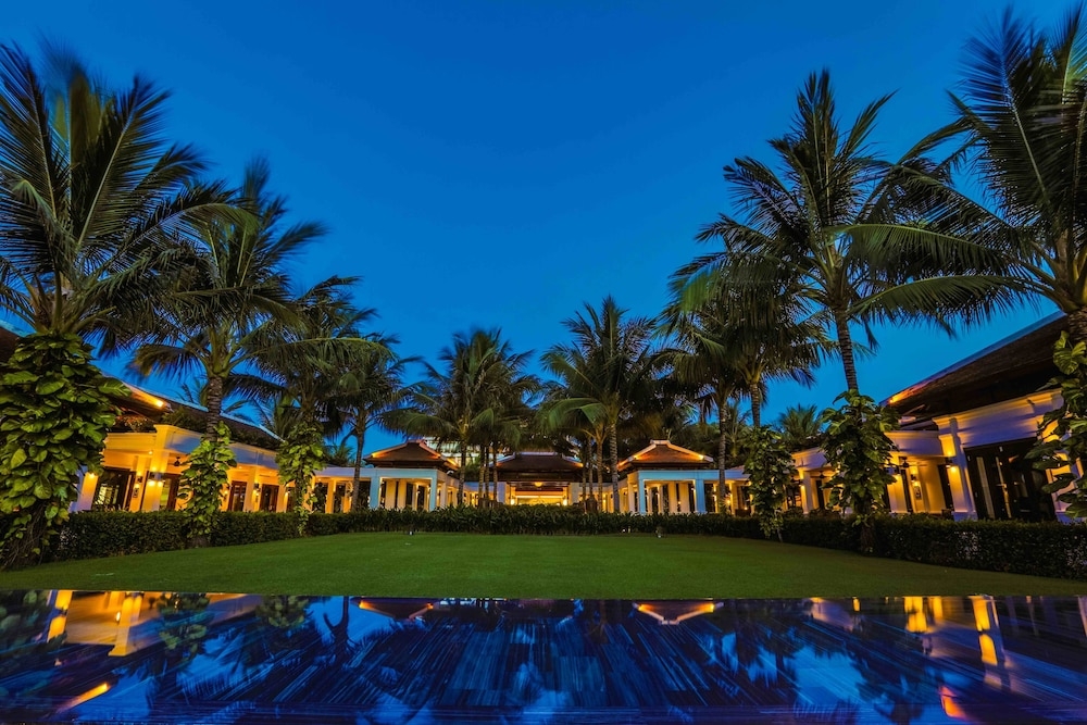 숙박 시설 정면