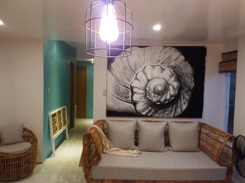 로비 좌석 공간