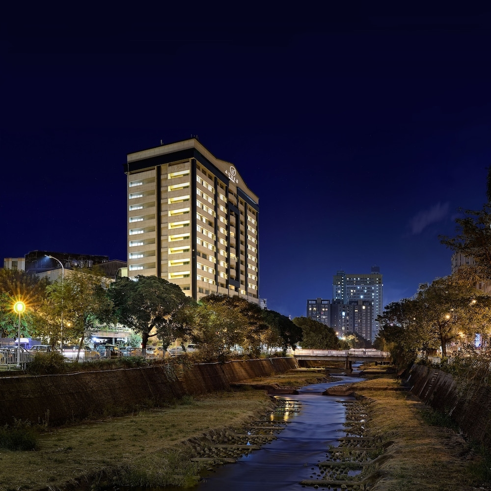 숙박 시설 구내