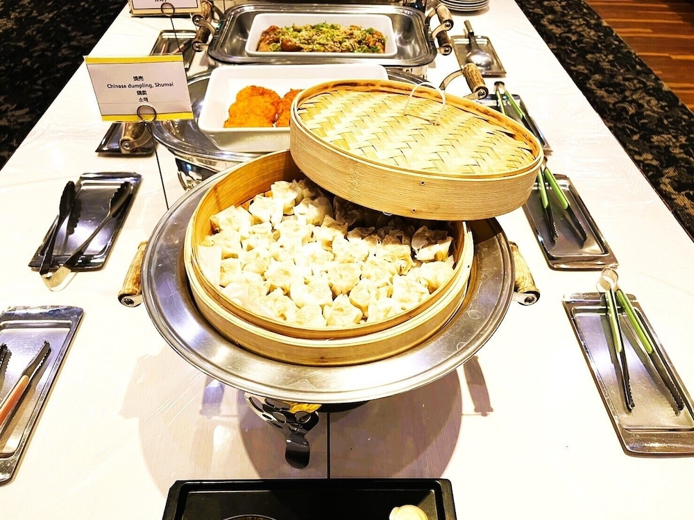 뷔페 아침 식사