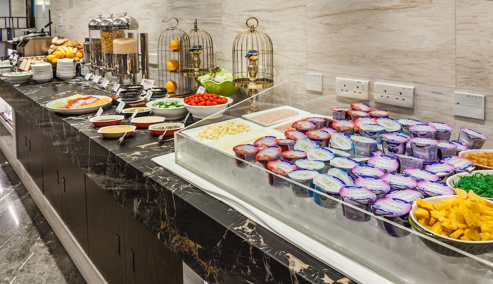 뷔페 아침 식사