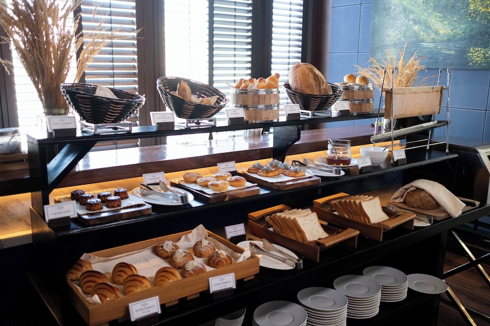 뷔페 아침 식사