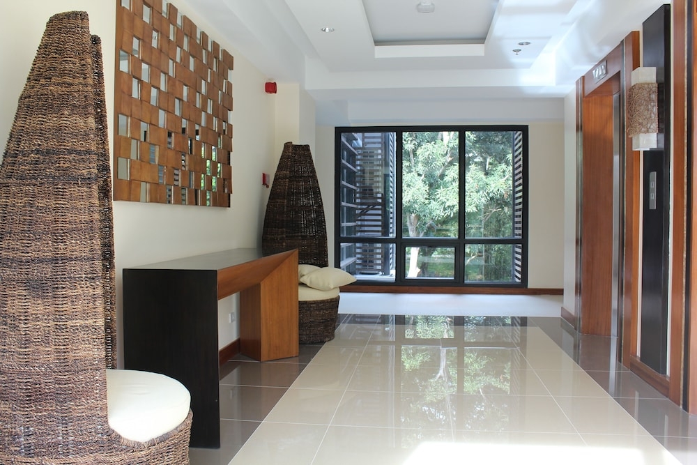 로비 좌석 공간