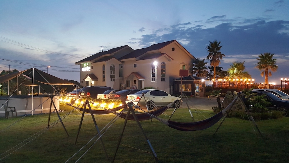 숙박 시설 구내