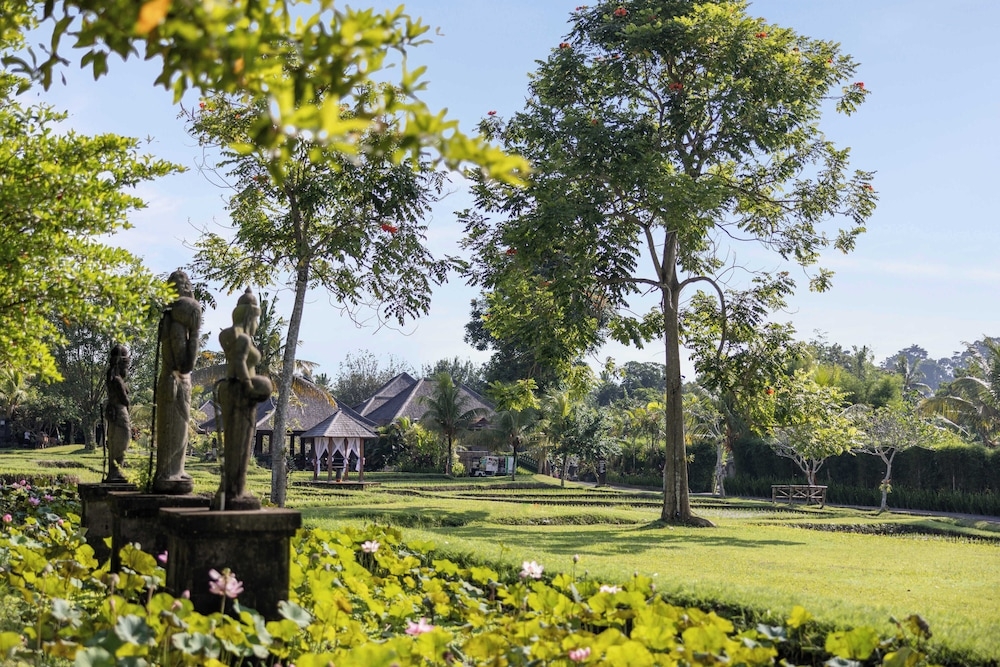 숙박 시설 정면