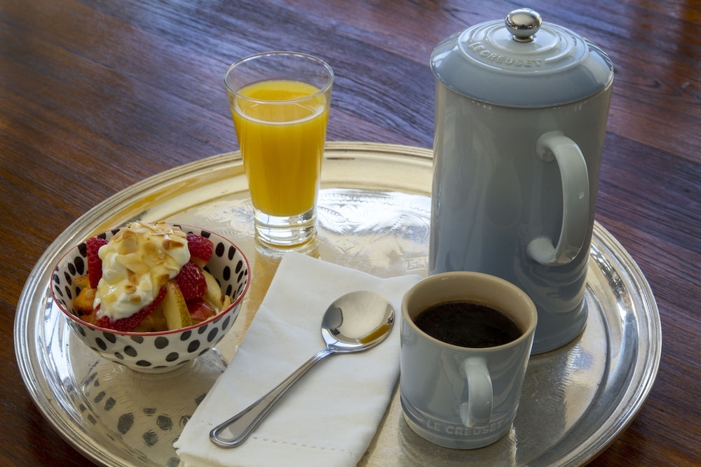 룸서비스 - 식사