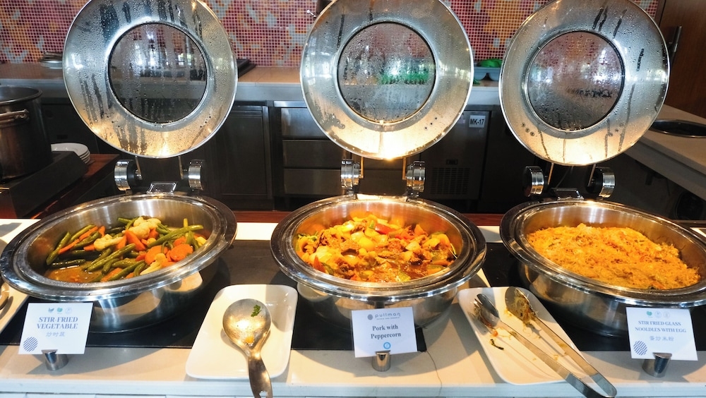 뷔페 아침 식사