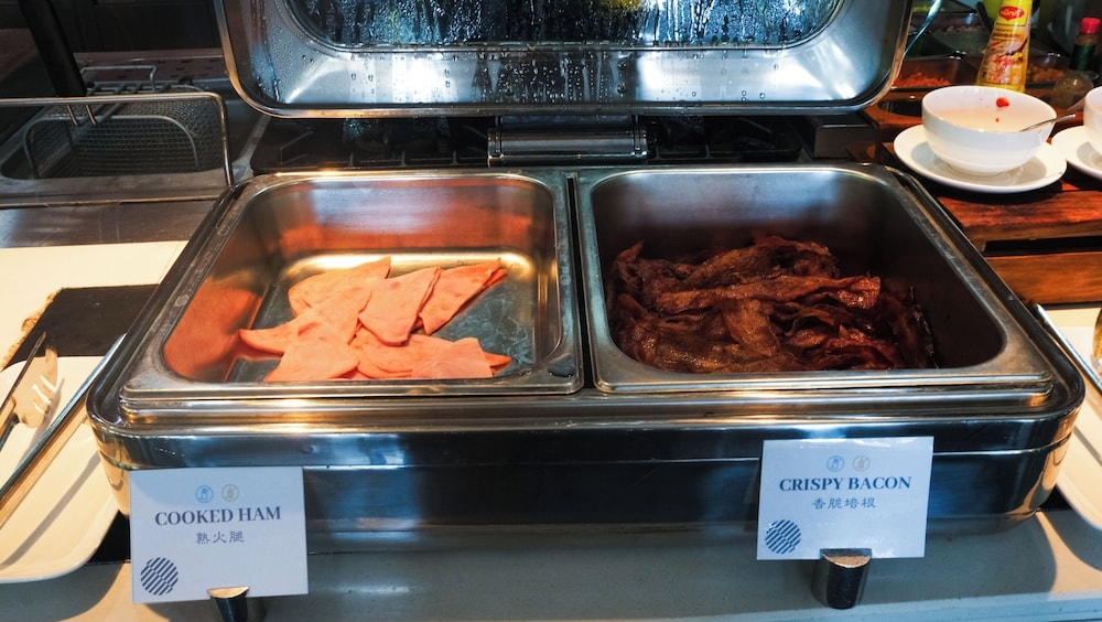 뷔페 아침 식사