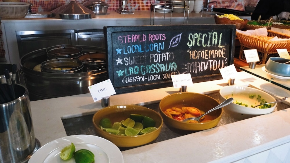 뷔페 아침 식사