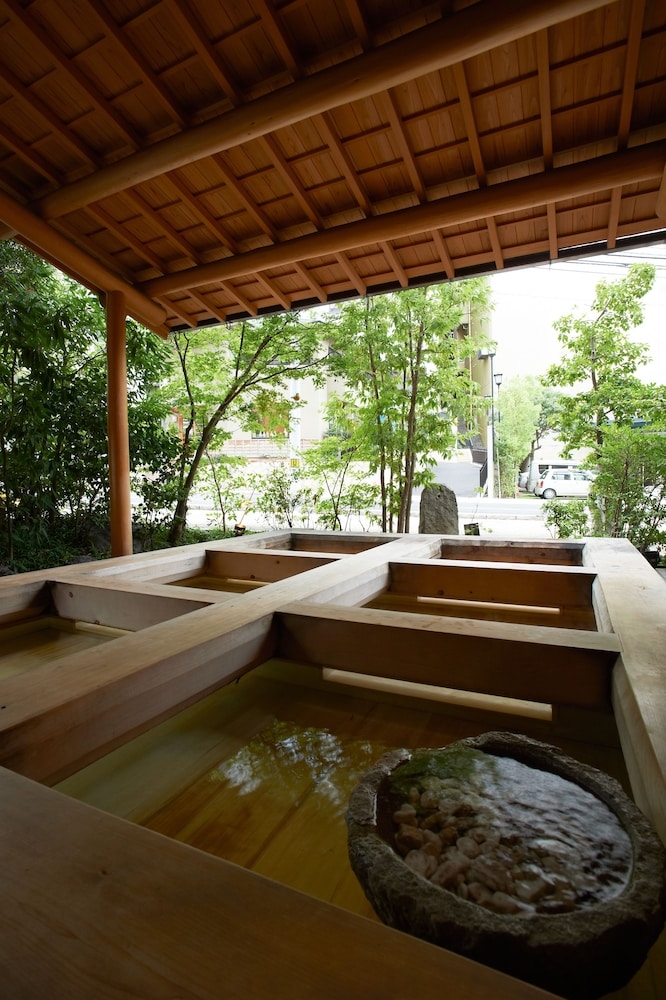 숙박 시설 내 편의 시설/서비스