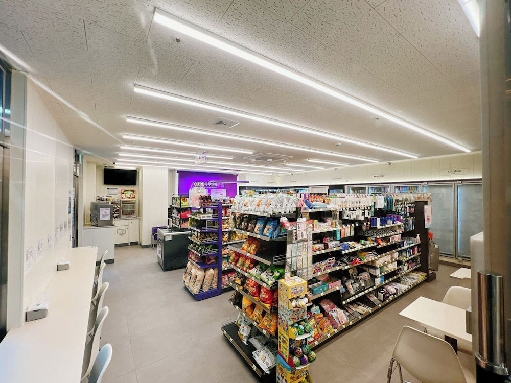 숙박 시설 내 편의 시설/서비스