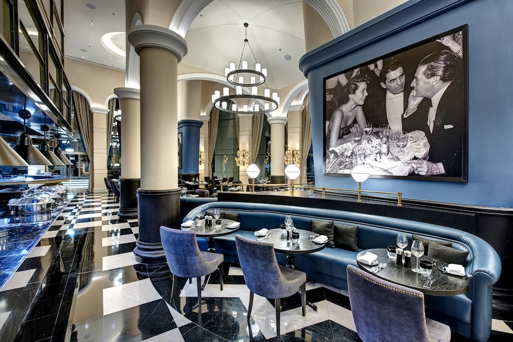 뷔페 아침 식사