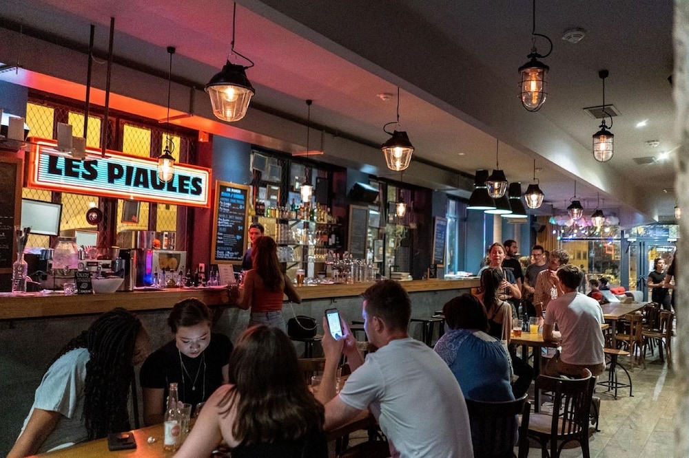 바(숙박 시설 내)