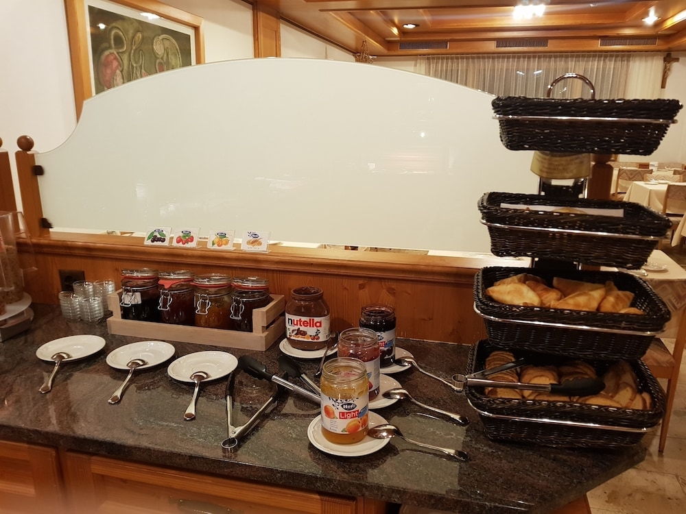 뷔페 아침 식사