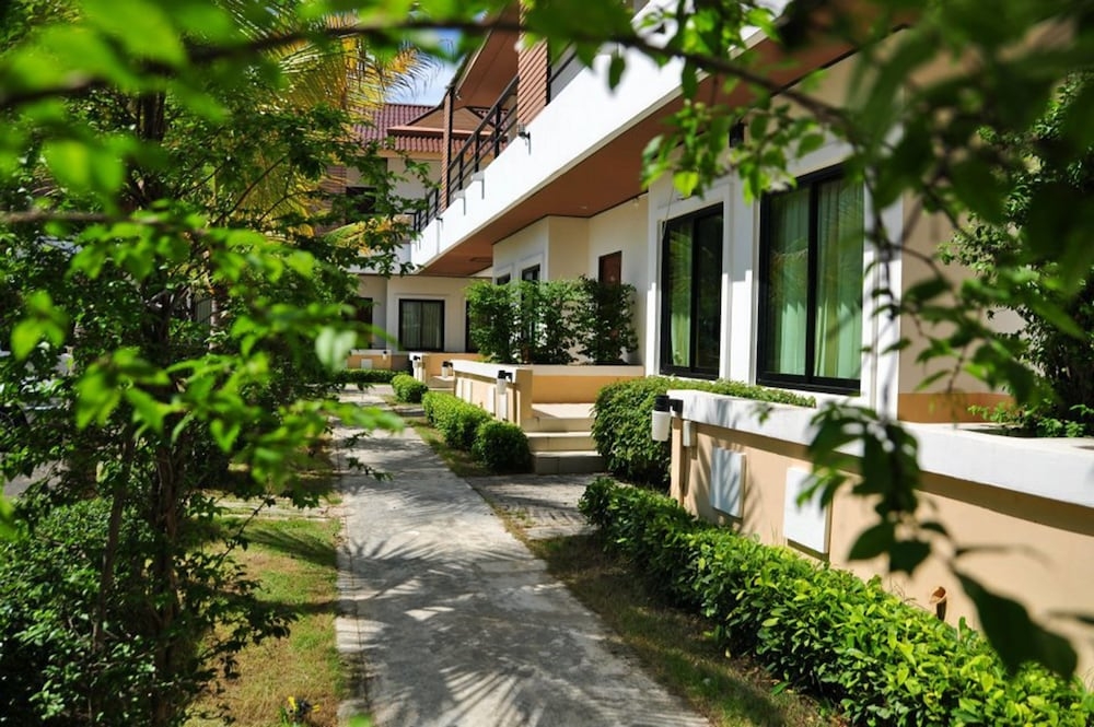 숙박 시설 구내