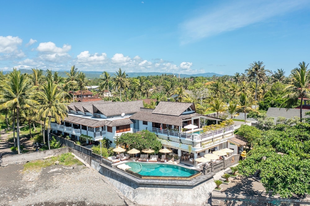 숙박 시설 정면