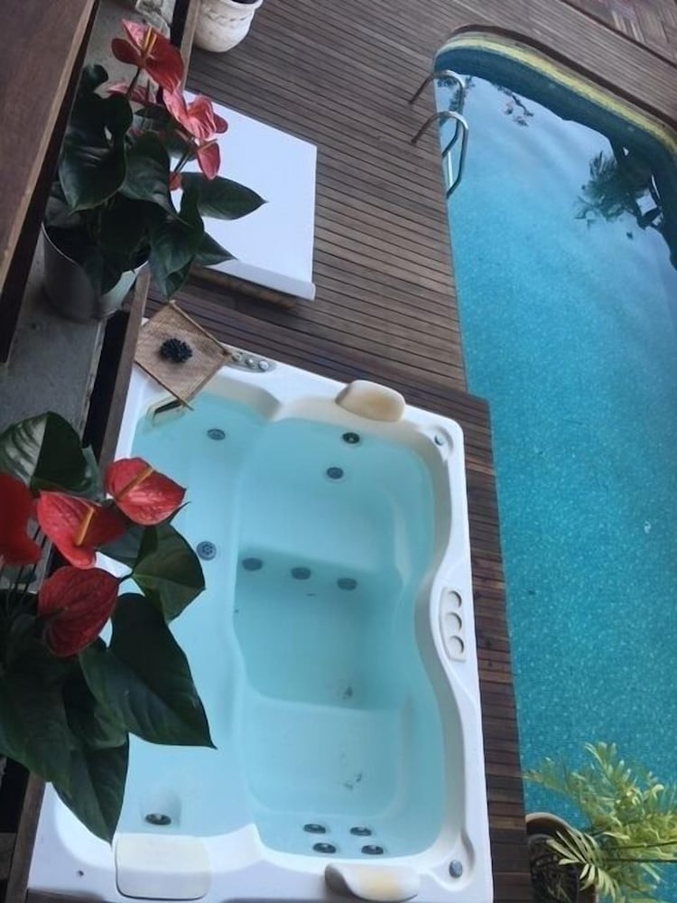 야외 스파 욕조