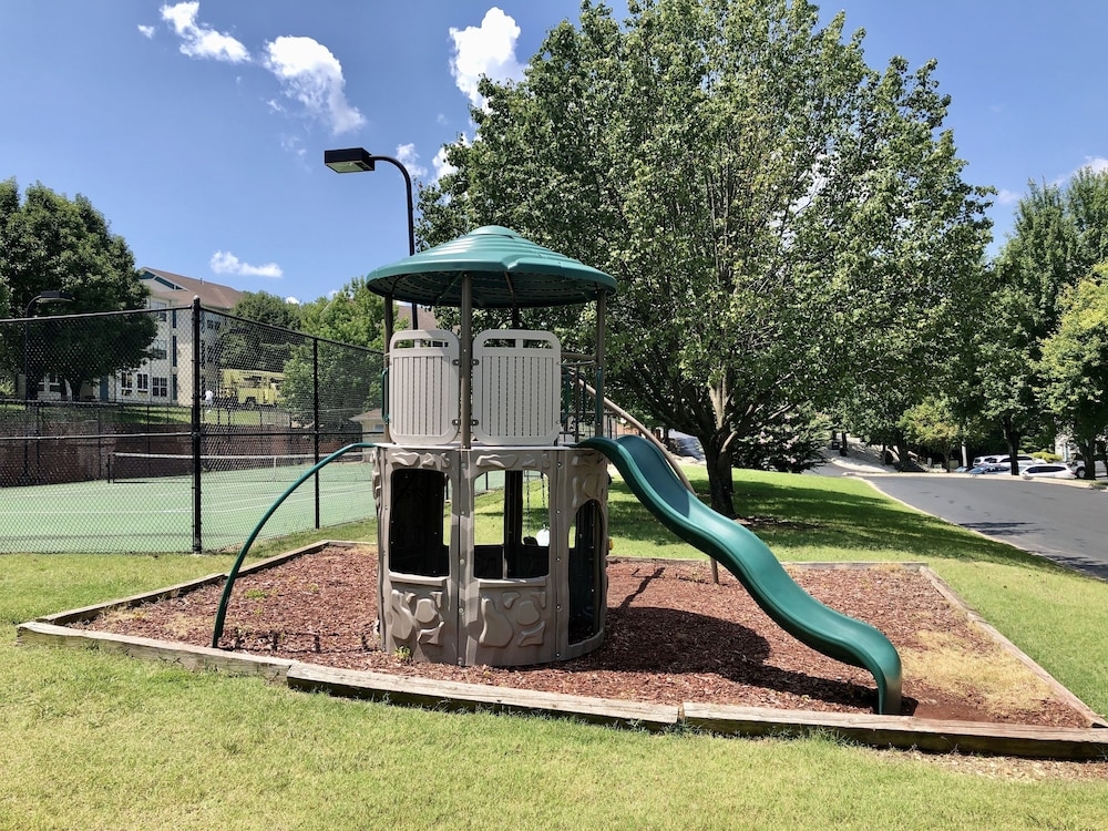 어린이 놀이 공간 - 야외