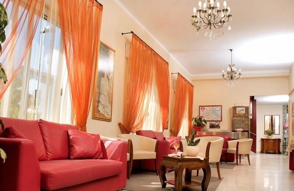 로비 좌석 공간