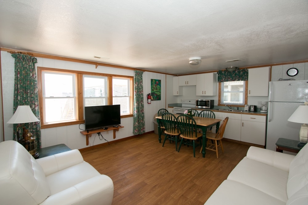 객실 내 식사 공간